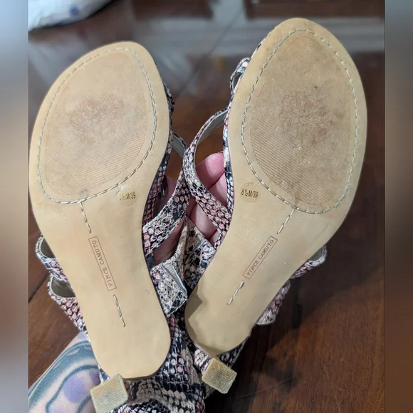 3/$30 Vince Camuto Snakeskin Sandals - Picture 6 of 6